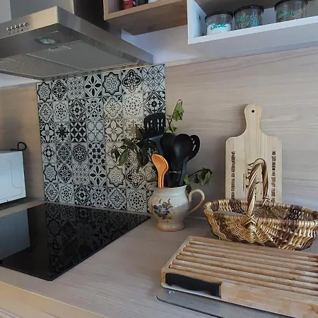 Le Petit Jardin De Notre-dame *